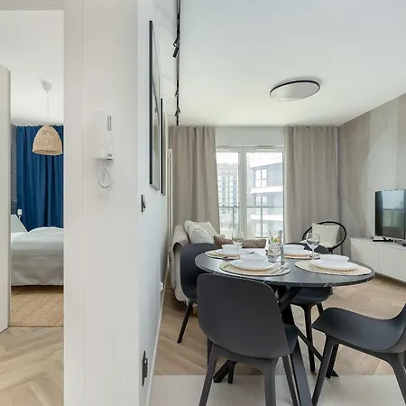アパート Stylish With River Views And Garage In By Renters *