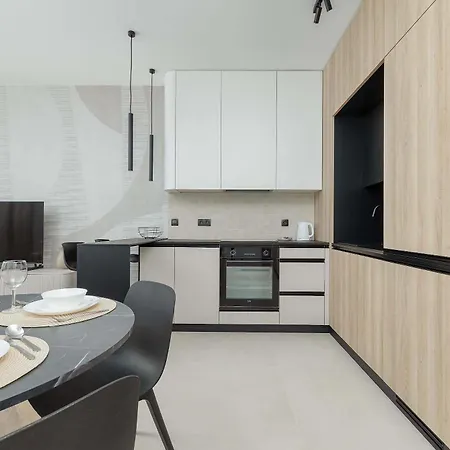 アパート Stylish With River Views And Garage In By Renters